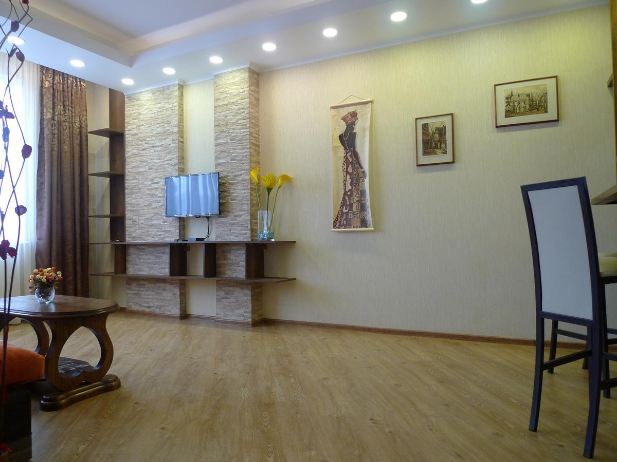 City Star Тбилиси Екстериор снимка